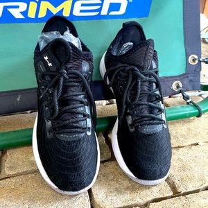 Under Armour Harper turf baseball shoes